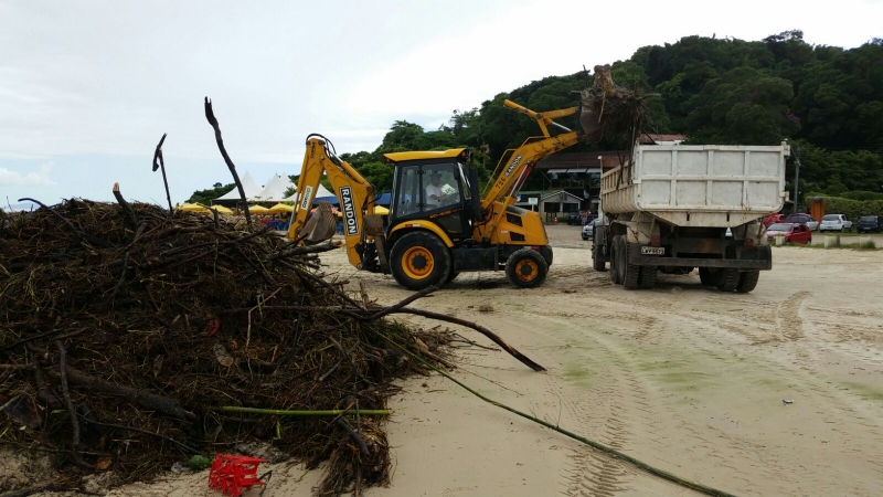 Comcap recolhe 40 mil quilos de resíduos nas praias