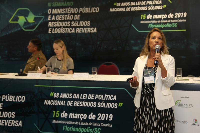Municípios cobram da indústria investimento em coleta seletiva