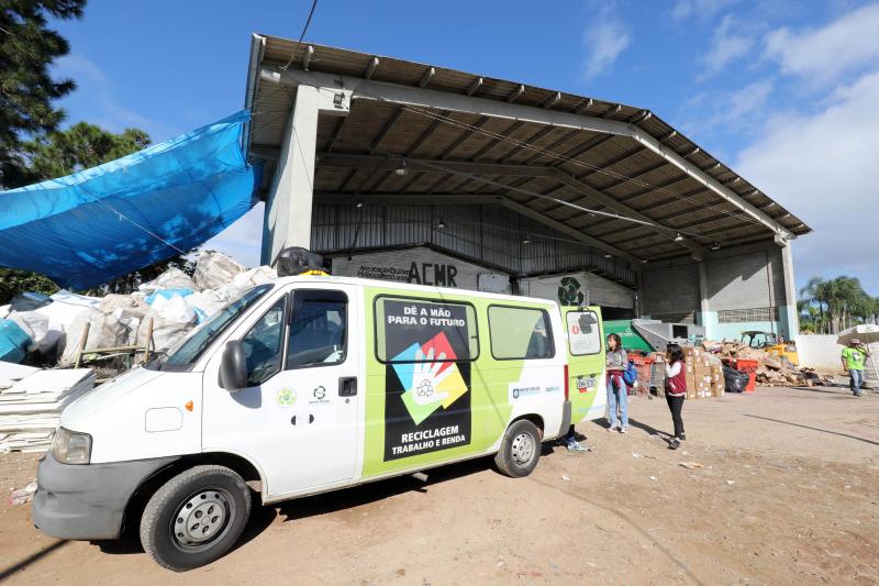 Florianópolis planeja aumentar reciclagem de 6% para 37%