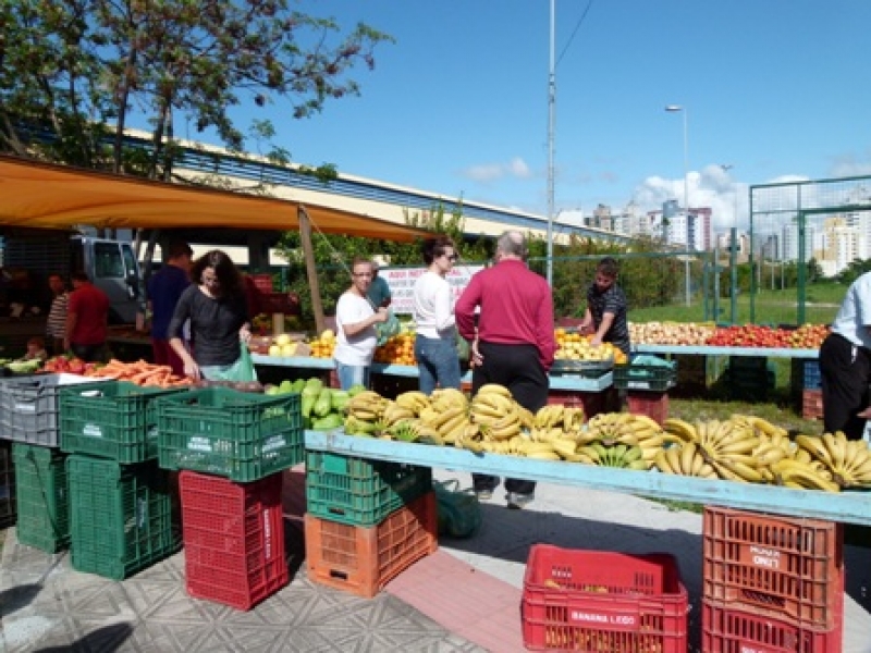 Comcap: Comunidade aprova feira de Capoeiras