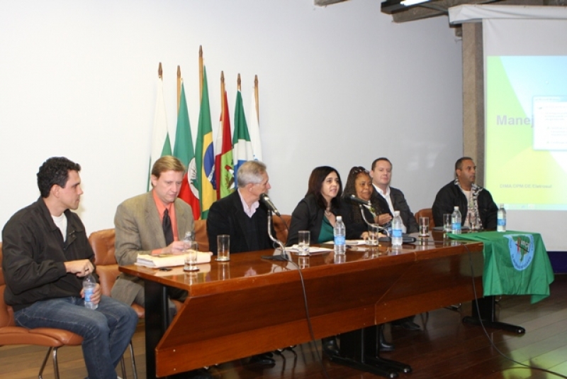 Limites e desafios da coleta seletiva em debate