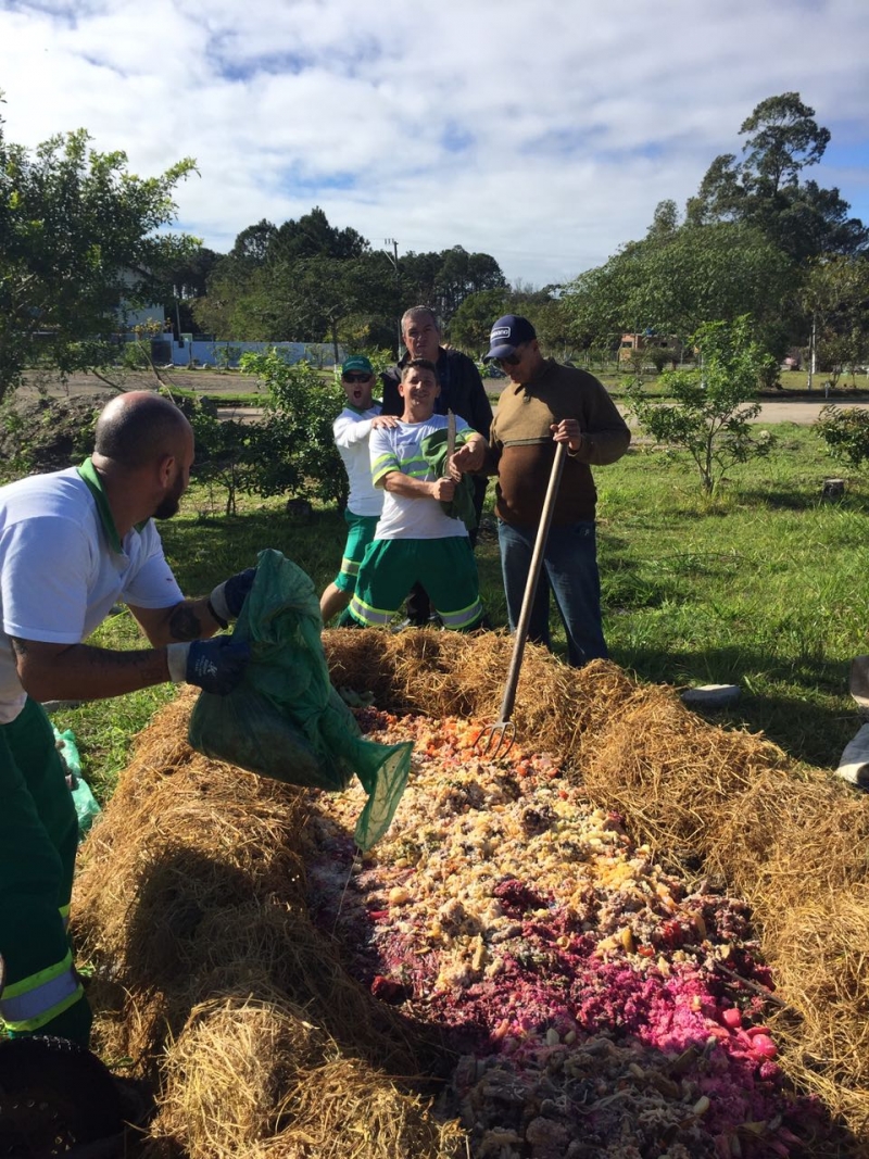 Florianópolis acelera ações de agricultura urbana e compostagem