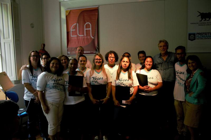 Coral da Comcap Vozes que Encantam fará 10 apresentações este ano