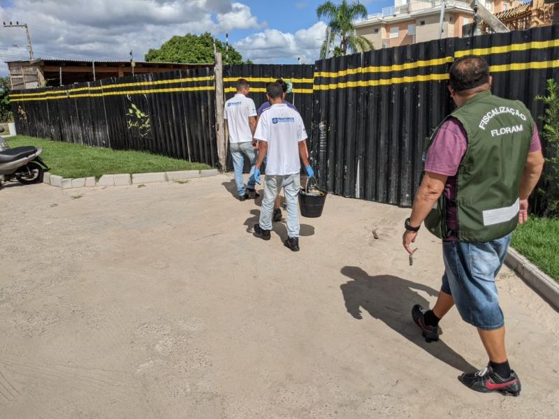 Blitz contra esgoto irregular fiscaliza imóveis no Centro, no Sul e no Norte da Ilha