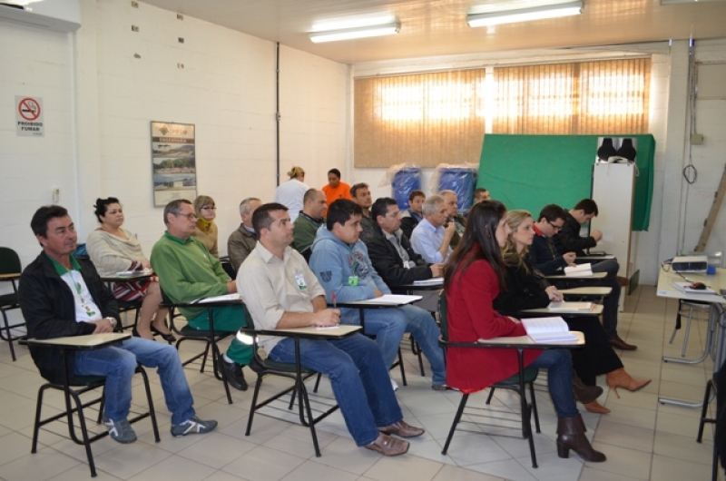 Comcap faz propostas para melhorar seletiva