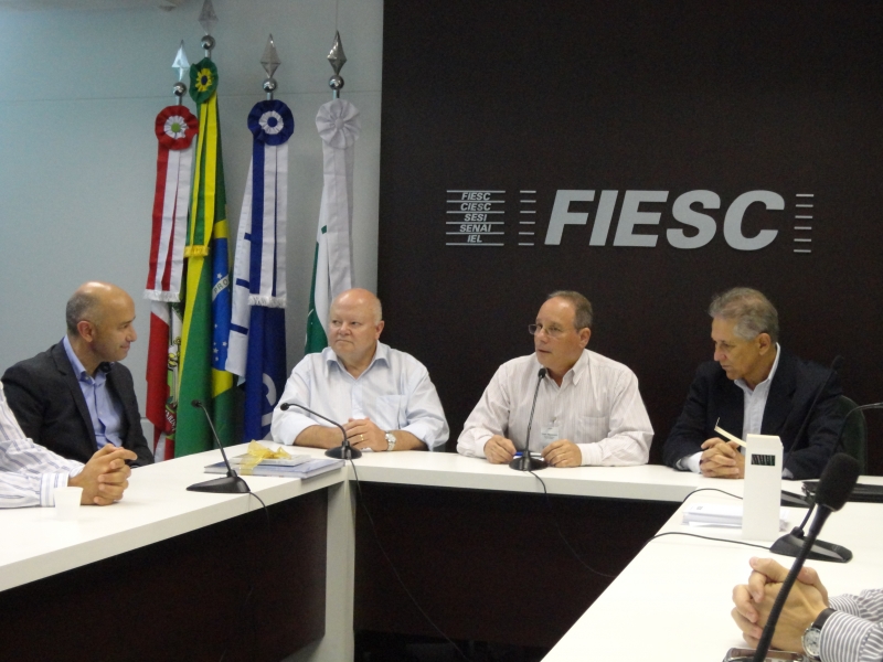 Empresa italiana oferece tecnologia para coleta de lixo