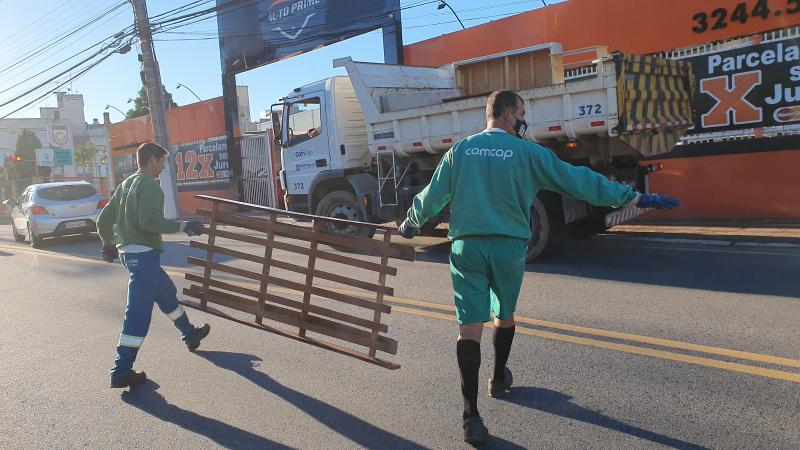 Prefeitura implanta coleta de volumosos por agendamento