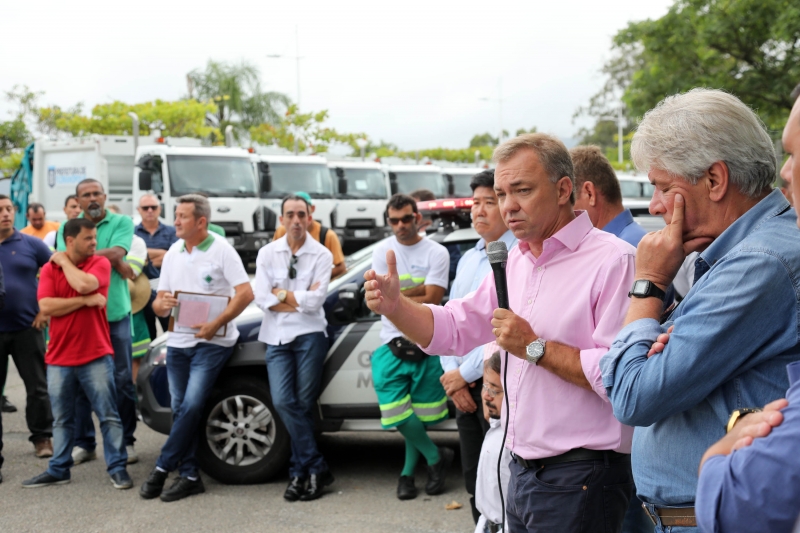 Comcap recebe da PMF maior frota de compactadores em 40 anos