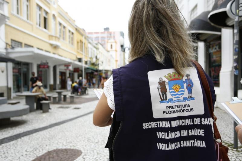 Vigilância Sanitária interditou 4 bares e restaurantes neste fim de semana 