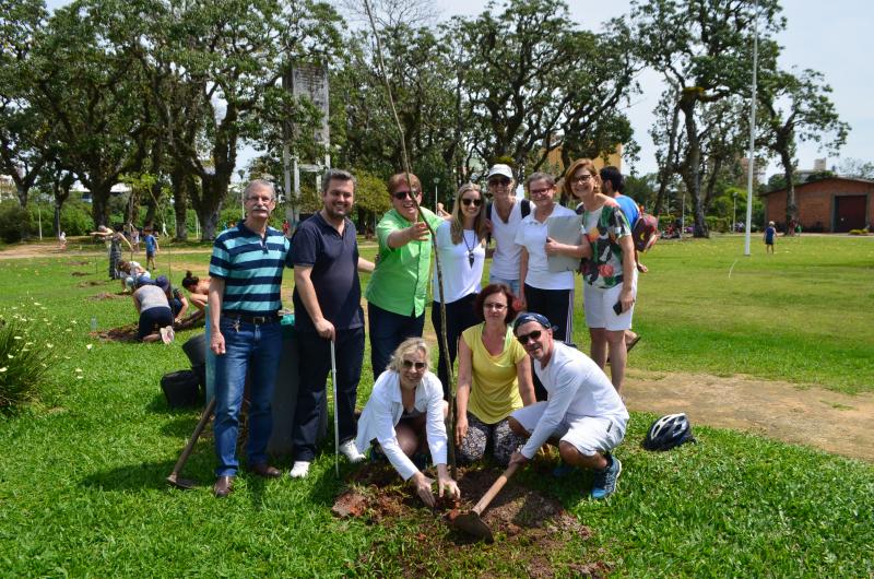 Rede Somar Floripa vai cadastrar voluntários para Jardim Botânico