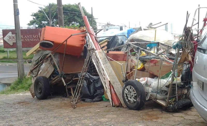 Comcap participa de reunião no Morro da Caixa