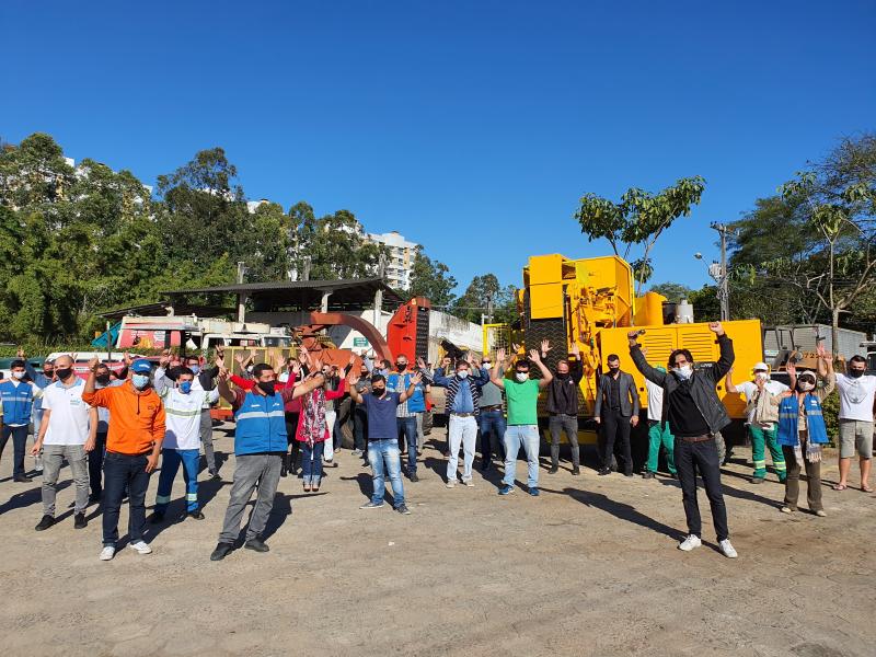Comcap recebe equipamento e anuncia coleta seletiva de verdes