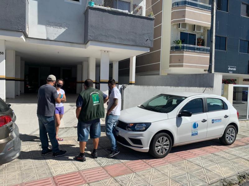 Blitz fiscaliza imóveis irregulares dos programas Floripa Se Liga Na Rede e Trato Pela Lagoa