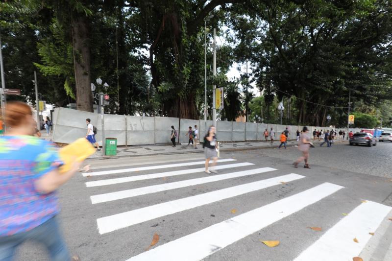 Prefeitura prepara intervenções para reabertura da Praça XV