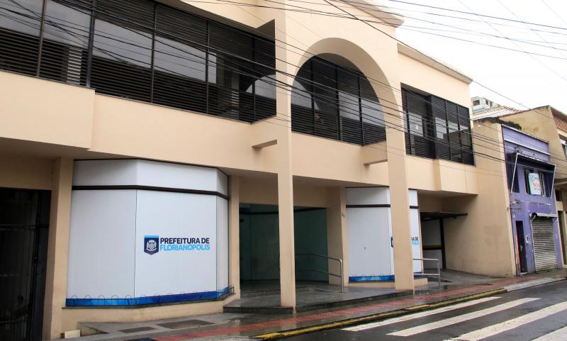 Prefeitura lança concurso público para mais de 300 vagas