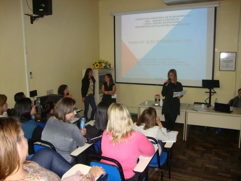 SME oferece cursos a distância para servidores