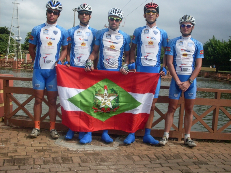Ciclismo do Avaí /FME Florianópolis vence etapa do Campeonato Estadual.