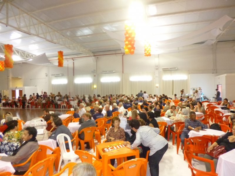 Baile do Dia Nacional do Idoso movimenta o Estreito nesta terça-feira