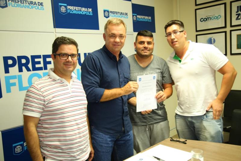 Quadrilíngue: PMF inicia construção da 