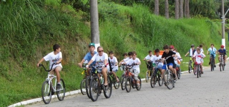 Depois de mau tempo, Escola Mâncio Costa realiza “Pedala Ratones”
