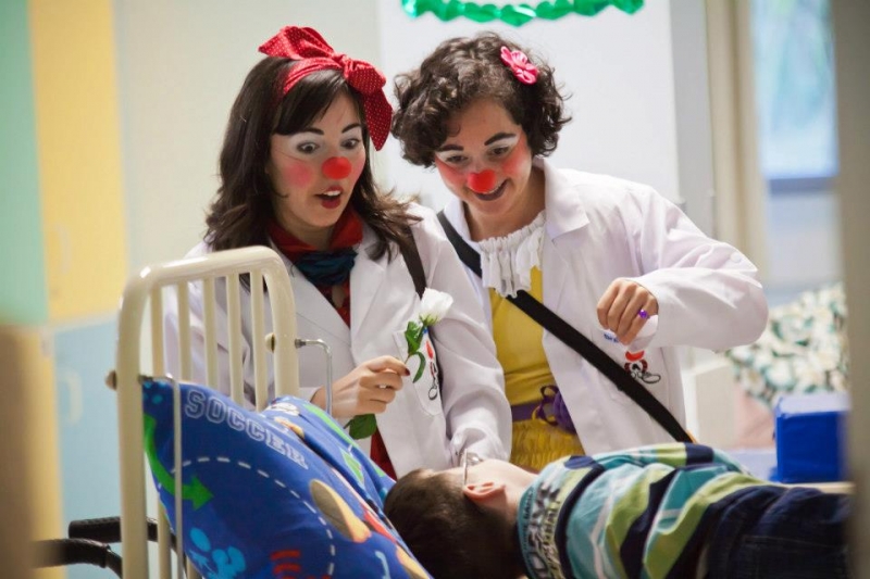 Palhaços doutores ajudam a tratar doenças