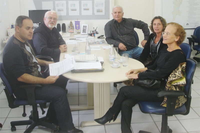Equipe de Vitória(ES) veio conhecer a saúde de Florianópolis