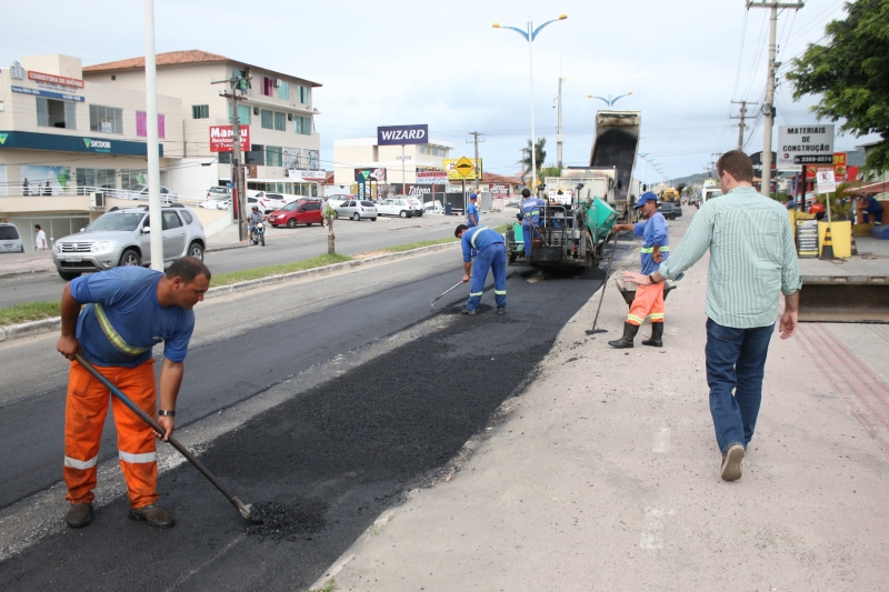 SMO recupera asfalto de avenida no Norte da Ilha