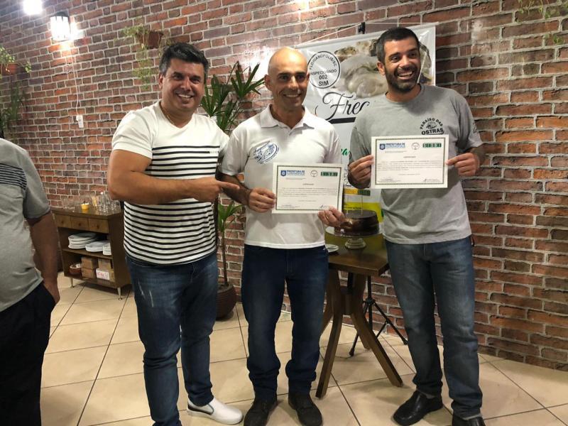 Maricultores de Florianópolis conquistam certificação nacional