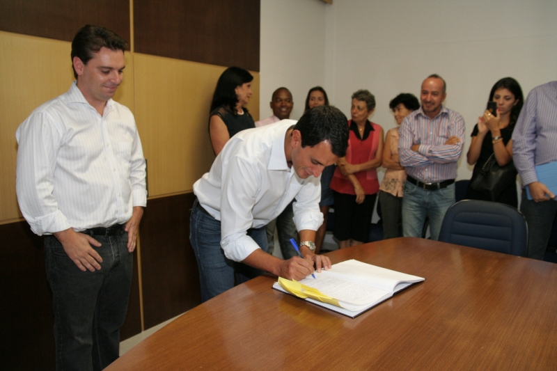 João Amin toma posse na Secretaria de Obras