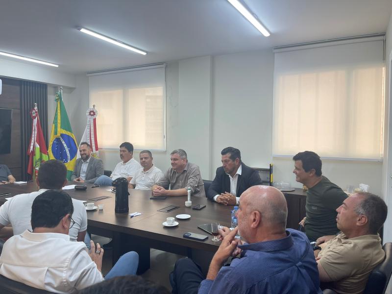 Prefeitura nomeia novo secretariado e inicia a reforma administrativa