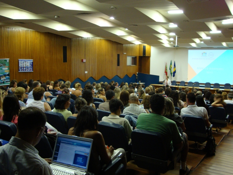 Encontro reúne dirigentes das unidades educativas