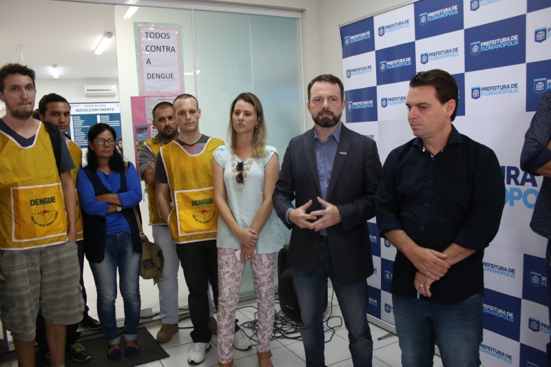 Trabalho contra o Aedes aegypti durante o Carnaval