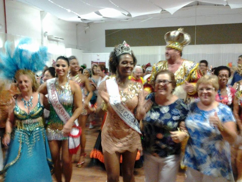 Carnaval 2014: veja fotos da festa no Continente