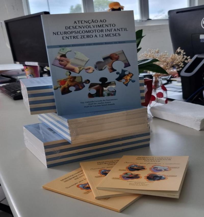 Livro ajuda pais, familiares e profissionais sobre desenvolvimento do bebê