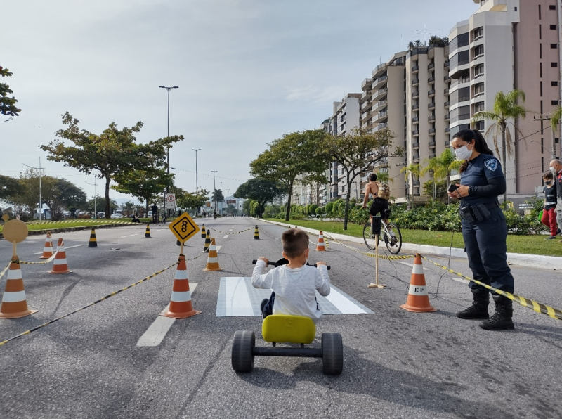 PMF PROMOVE AÇÕES DO MAIO AMARELO 