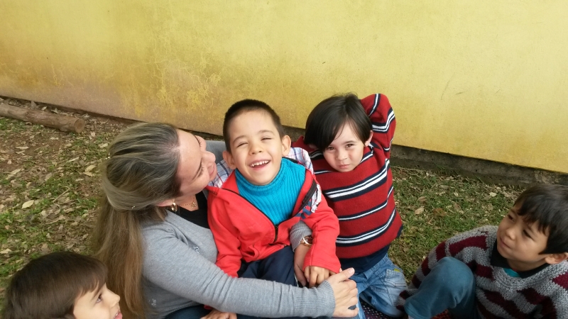 Creche usa lendas marinhas para ensinar diferenças