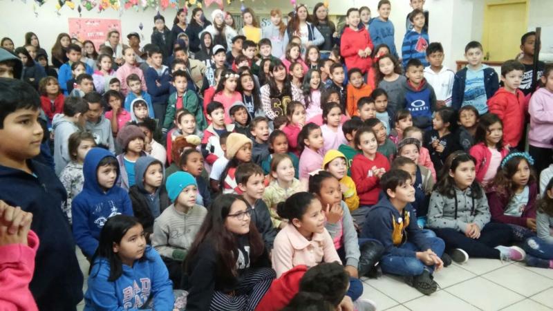 Projeto de professora aproxima famílias e estabelecimentos de ensino