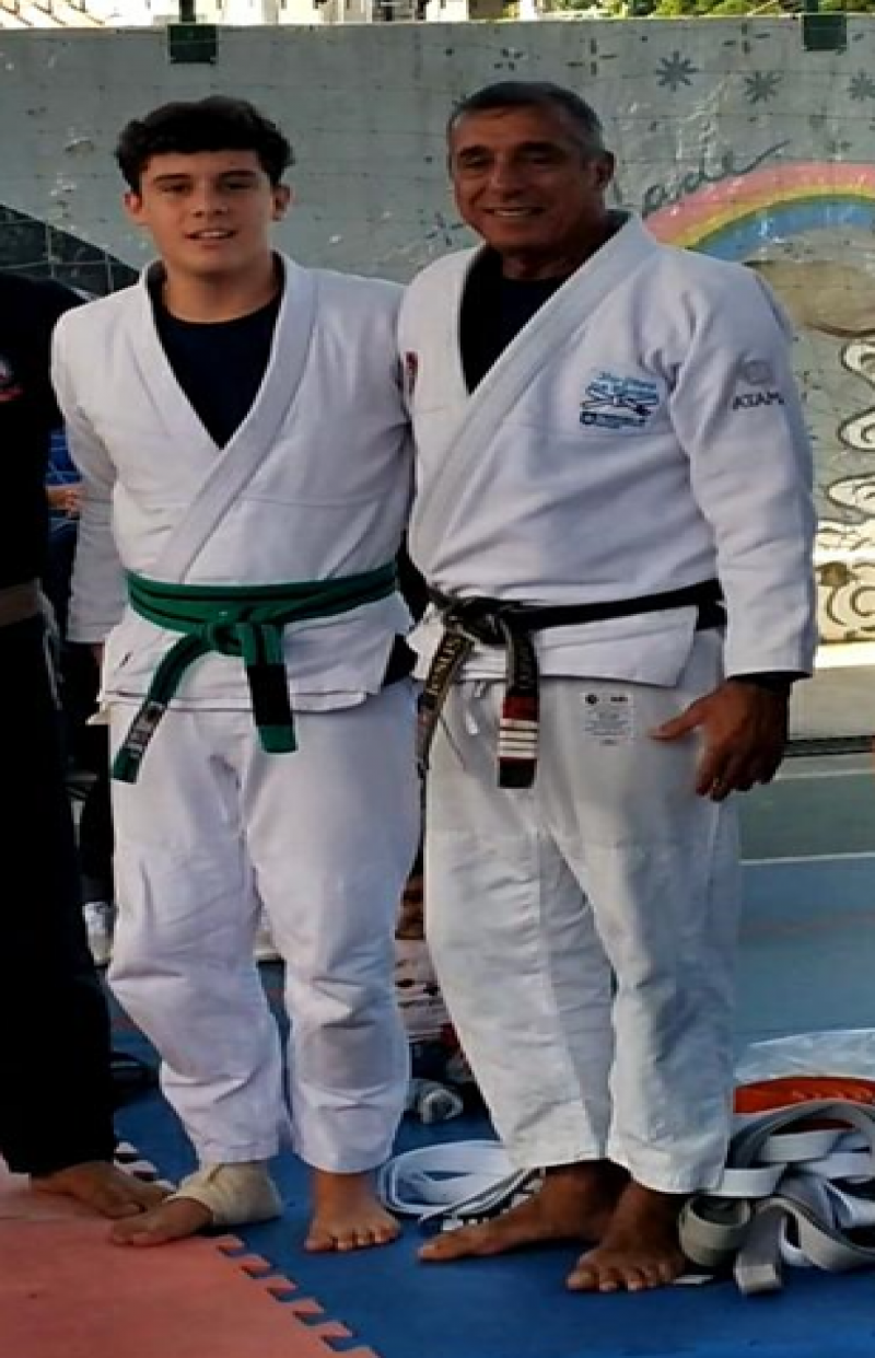 Festival de Jiu-Jitsu gradua praticantes e movimenta comunidade escolar da prefeitura de  Florianópolis