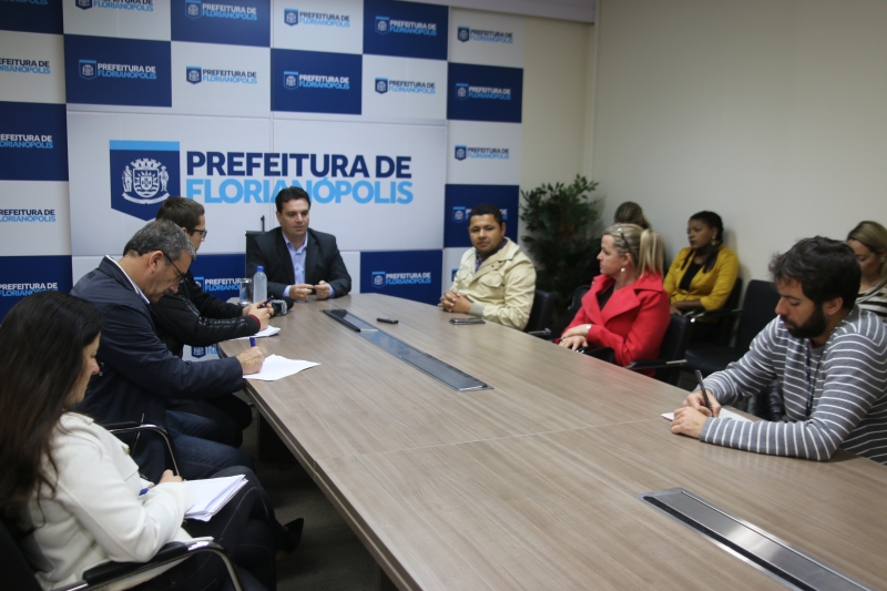 Prefeitura encampa ideia de passe livre a gestantes   