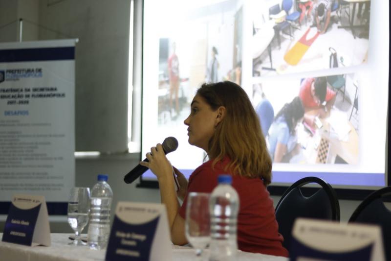 COEB: trabalhos feitos na EJA são temas de relatos de experiência 