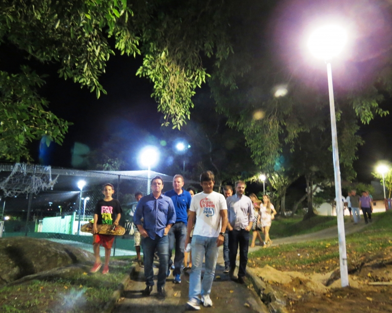 Praças do Monte Verde recebem nova iluminação