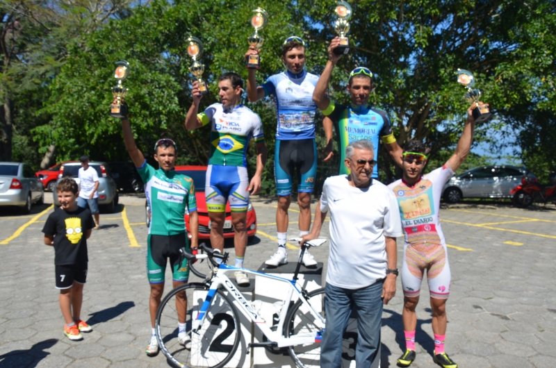 Colombiano vence Subida do Morro da Cruz