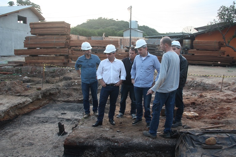 Começa montagem de estrutura no Rio Tavares