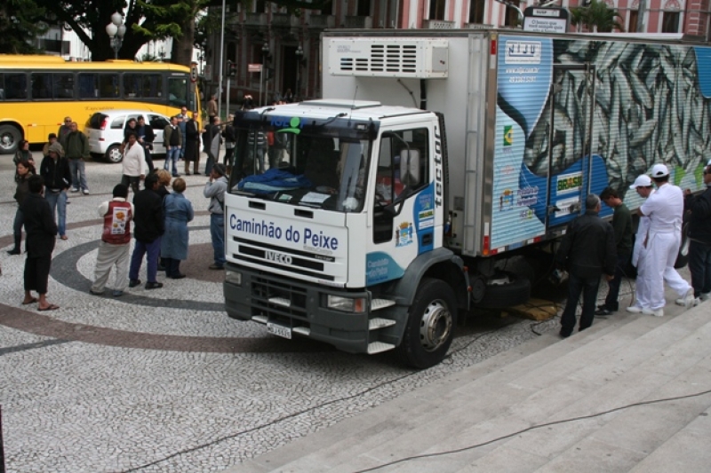 Prefeitura e IGEOF lançam o Caminhão do Peixe em Florianópolis