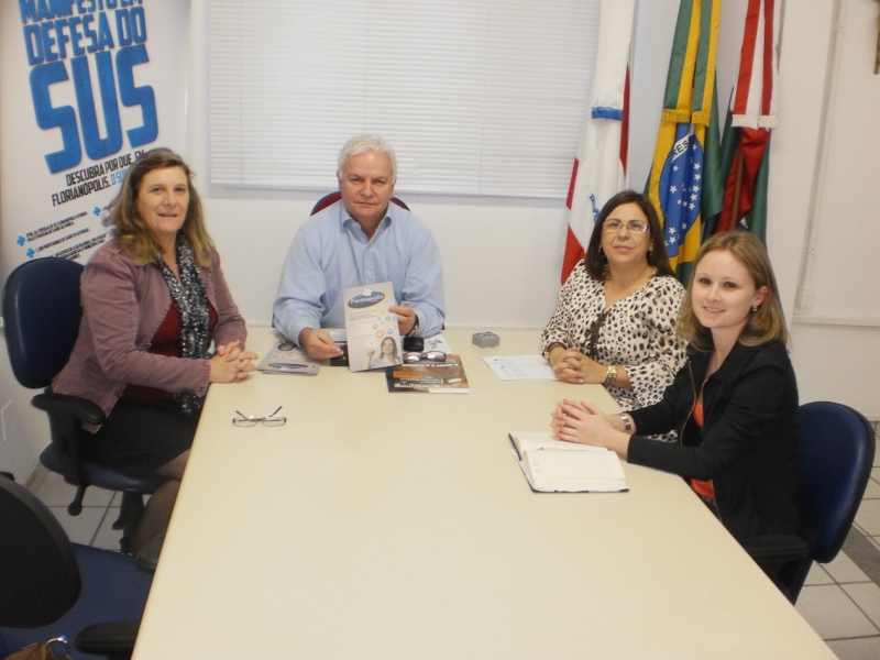 Secretário recebe Farmacêuticos catarinenses