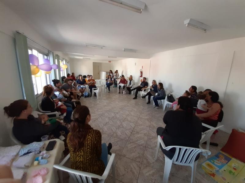 Prefeitura de Florianópolis oferece mensalmente grupo de conversa sobre maternidade 