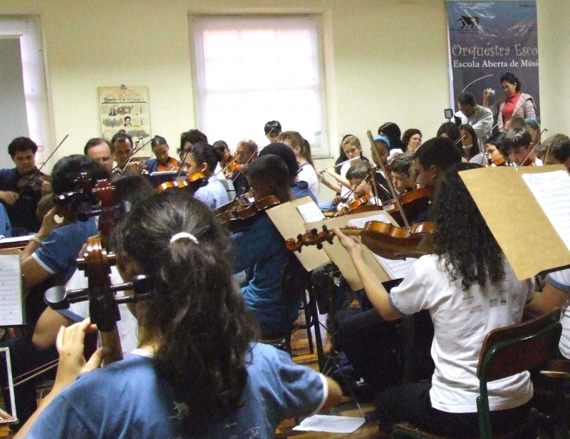 Concerto da Orquestra Escola celebra Dia Municipal da Cultura