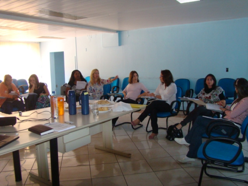 Secretaria Municipal de Assistência Social recebe terceiro encontro de capacitação