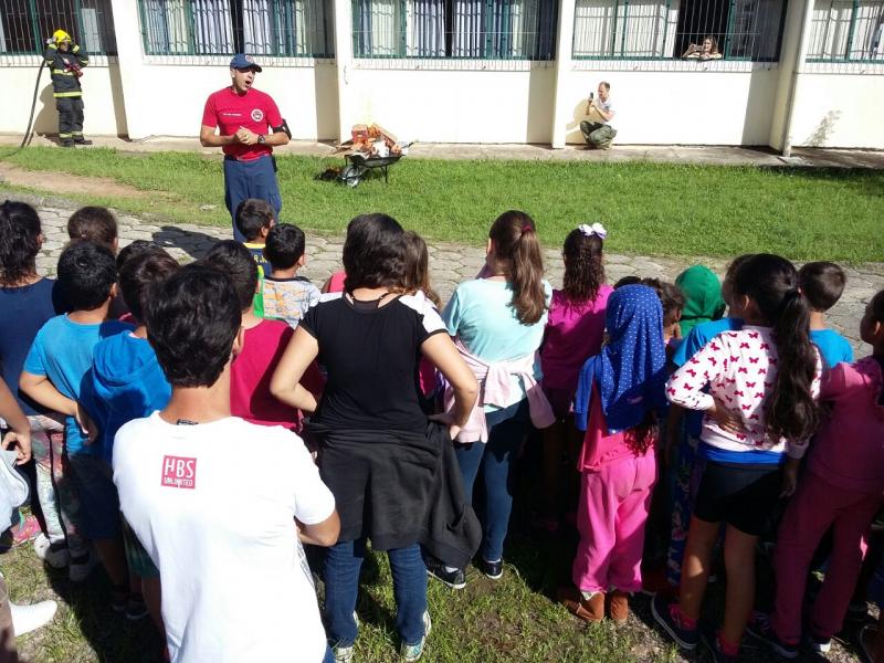 Unidade participa de treinamento de combate a princípio de incêndio