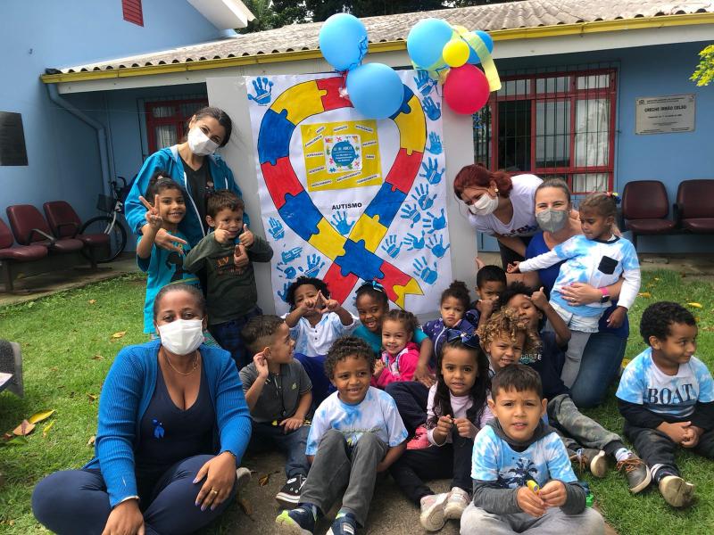 “Lugar de autista é na escola e onde ele quiser”